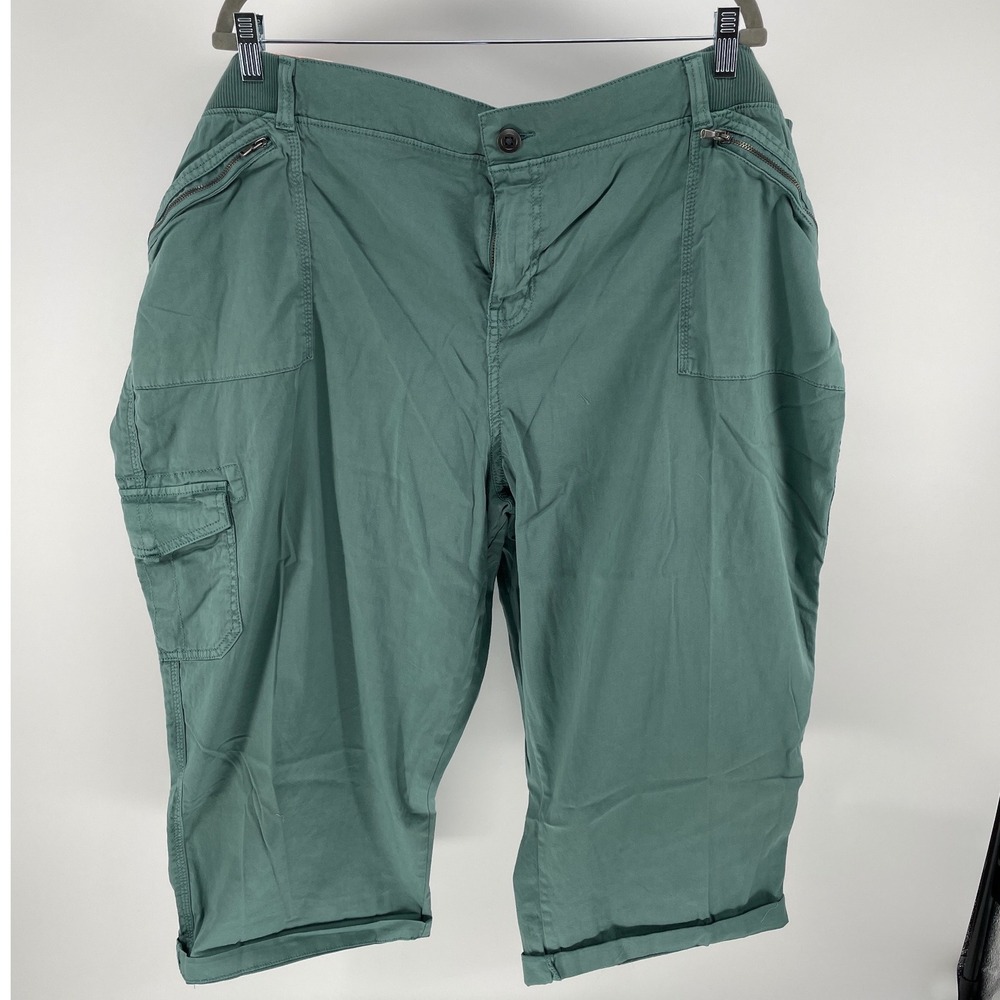 EVRI Capri Pants Women 26W Green New Mid Rise Relaxed Fit Ribbed Waist Utility